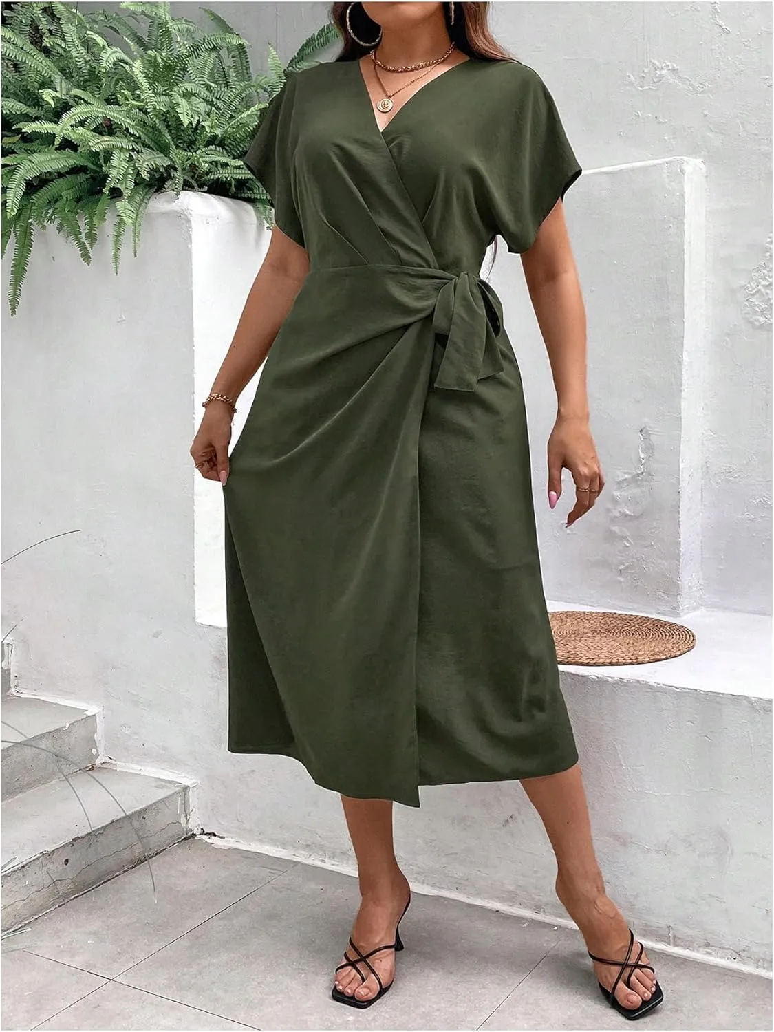 SOLY HUX Women's Plus Size Wrap V Neck Knot Side Midi Dress Short Sleeve Flowy Party Dresses